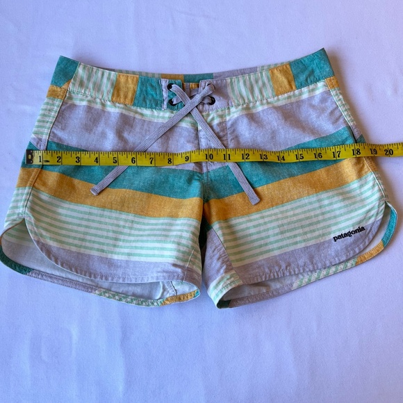 Patagonia Wavefarer Boardshorts 5” Fitz Stripe Texture Pura Purple - Picture 4 of 11